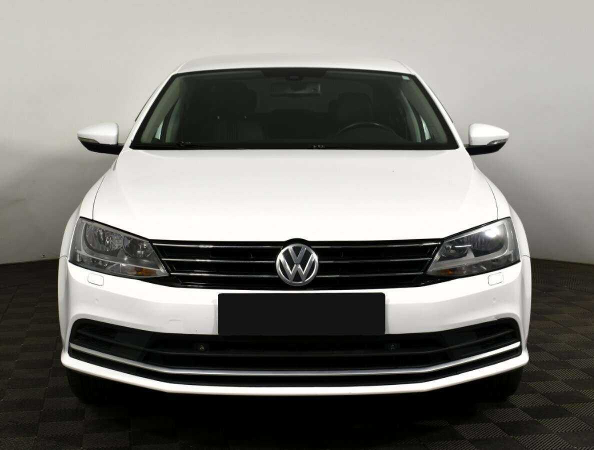 Купить Volkswagen Jetta, 2016, 183 000 км, фото №2