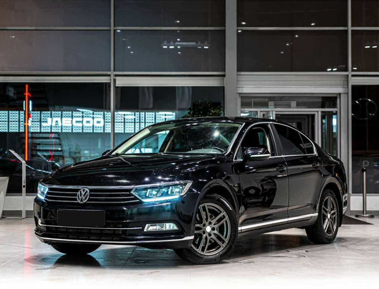 Купить Volkswagen Passat DSG6, 2017, 161 748 км, фото №1
