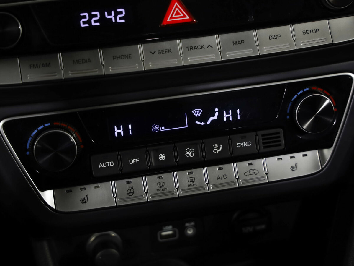 Купить Hyundai Sonata VII (LF) Рестайлинг, 2019, 123 932 км, фото №18