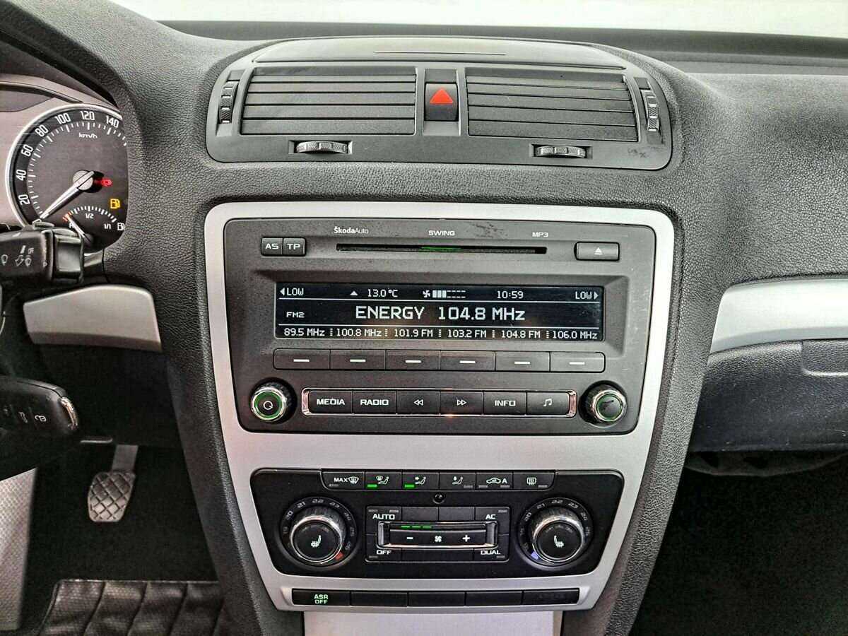 Купить Skoda Octavia, 2011, 186 631 км, фото №11