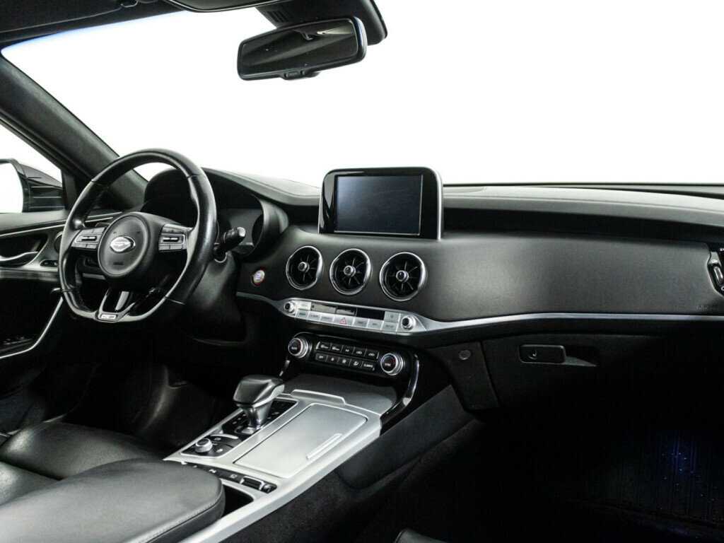 Купить Kia Stinger, 2018, 111 335 км, фото №9