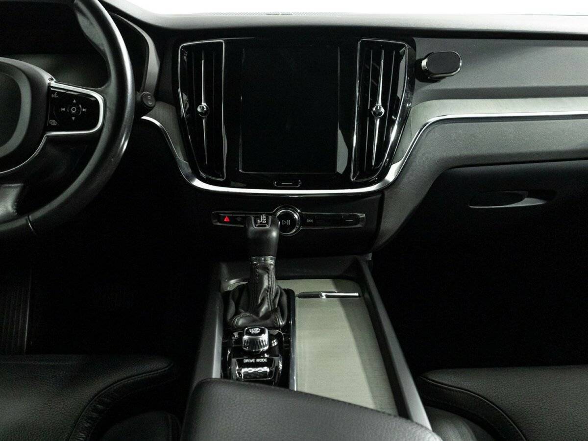 Купить Volvo V60 Cross Country, 2019, 149 126 км, фото №14