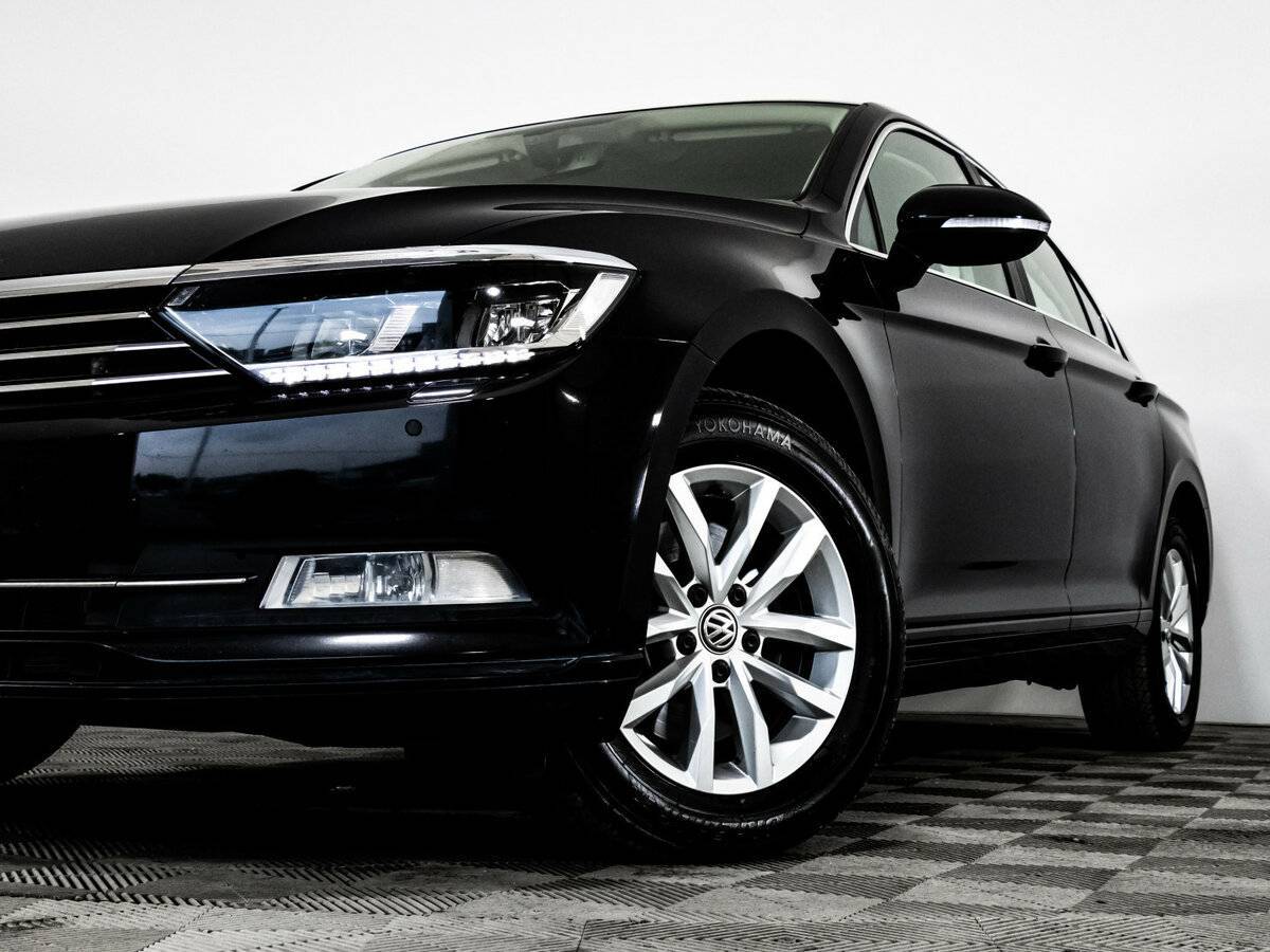 Купить Volkswagen Passat, 2018, 107 332 км, фото №2