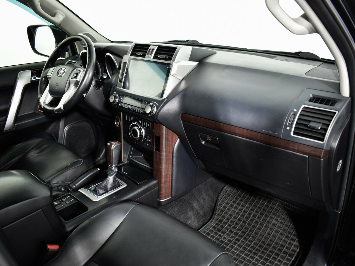 Купить Toyota Land Cruiser Prado 150 Series Рестайлинг 1, 2015, 188 243 км, фото №11