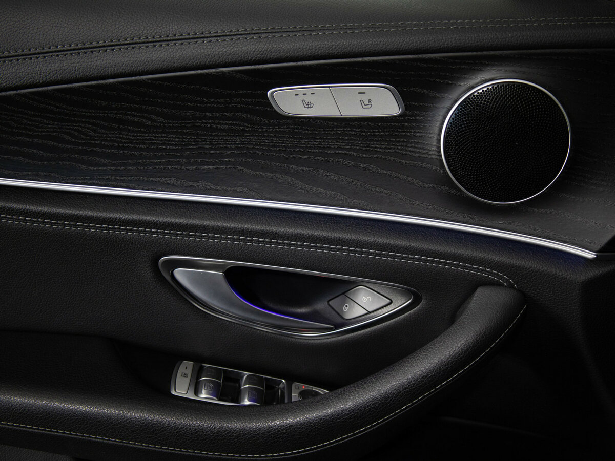 Купить Mercedes-Benz E-Класс 220 d V (W213, S213, C238), 2018, 56 986 км, фото №10