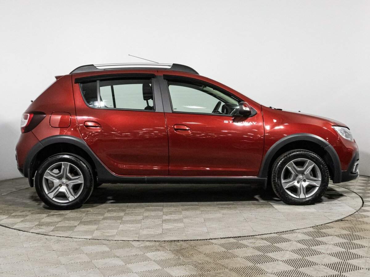 Купить Renault Sandero Stepway, 2021, 42 610 км, фото №4