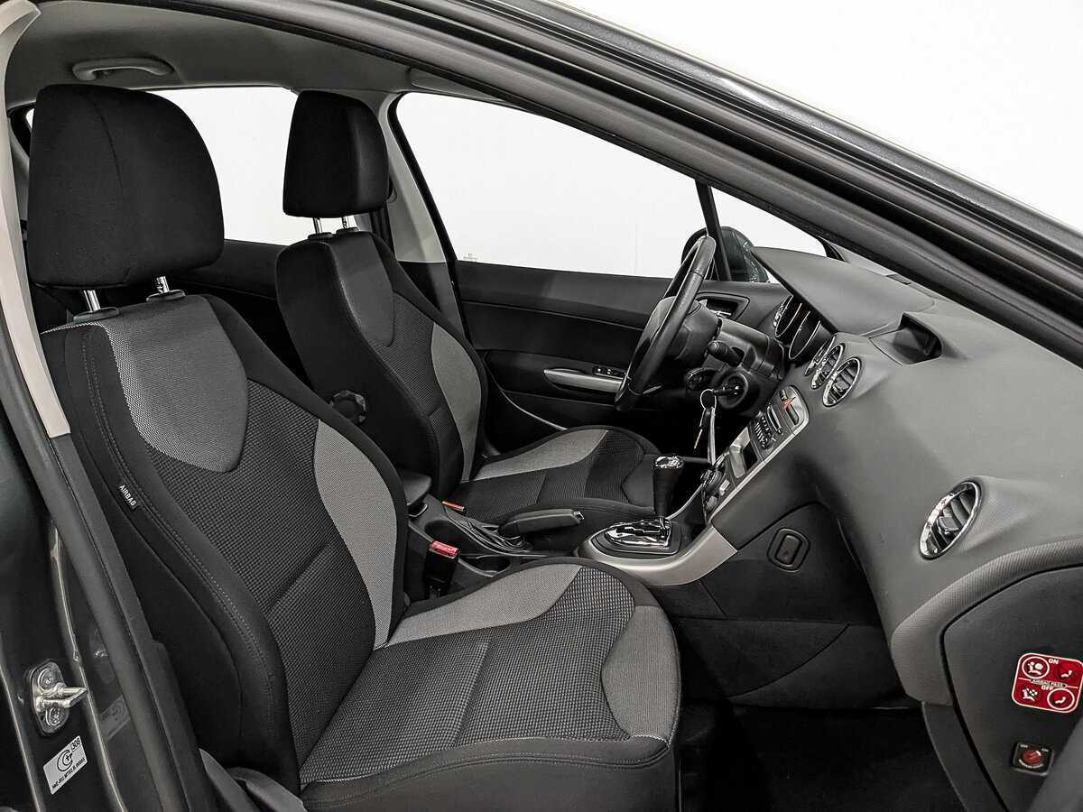 Купить Peugeot 308, 2012, 43 468 км, фото №21