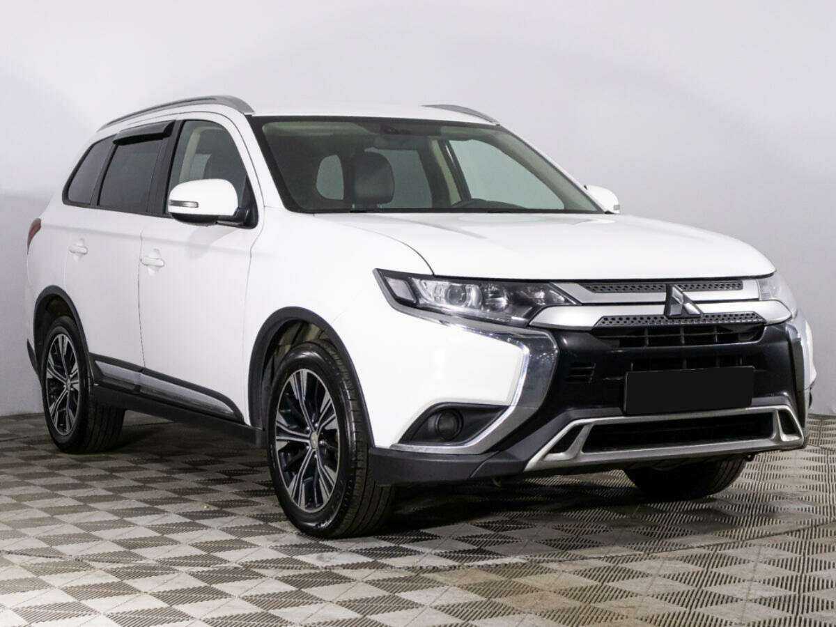 Купить Mitsubishi Outlander, 2019, 108 009 км, фото №3