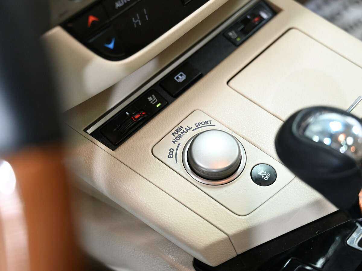 Купить Lexus ES 350, 2012, 152 000 км, фото №11