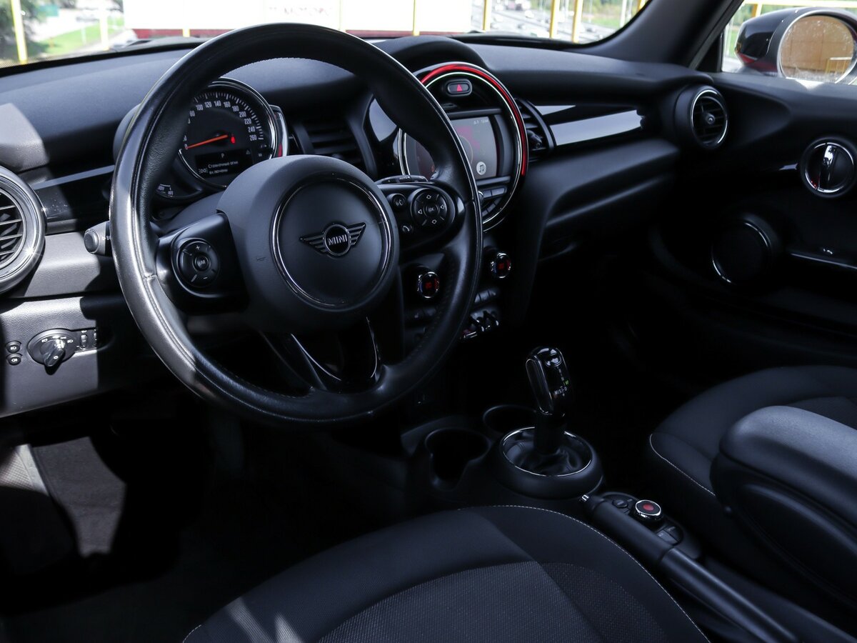 Купить Mini Hatch Cooper III (F55/F56) Рестайлинг, 2021, 62 544 км, фото №12
