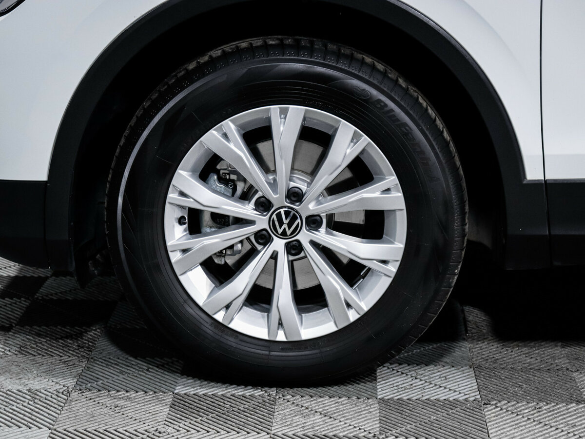 Купить Volkswagen Tiguan II Рестайлинг, 2021, 8 100 км, фото №14