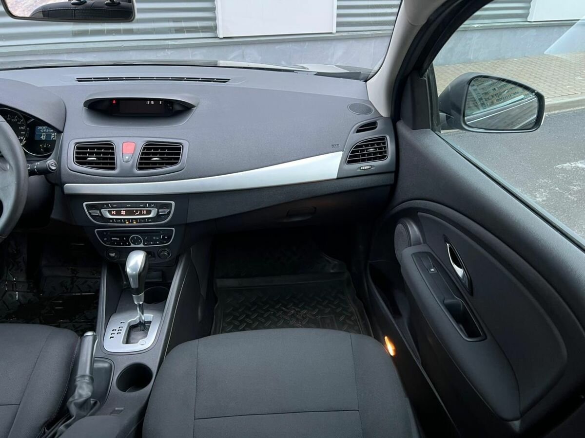Купить Renault Fluence I, 2010, 206 385 км, фото №11
