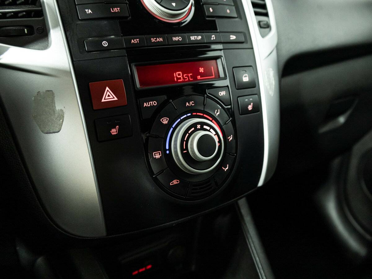 Купить Kia Venga I, 2012, 235 037 км, фото №15