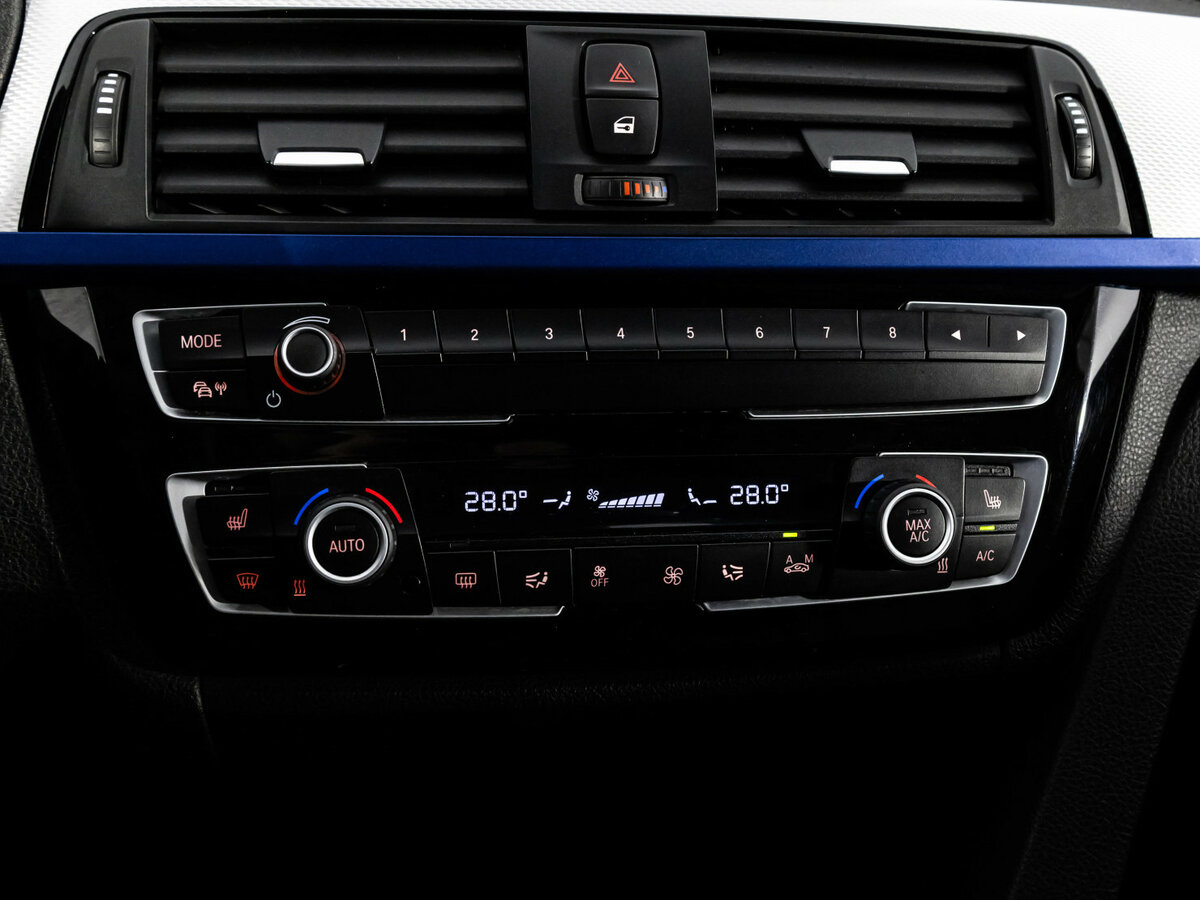 Купить BMW 3 серии 330i xDrive VI (F3x) Рестайлинг, 2017, 191 108 км, фото №13