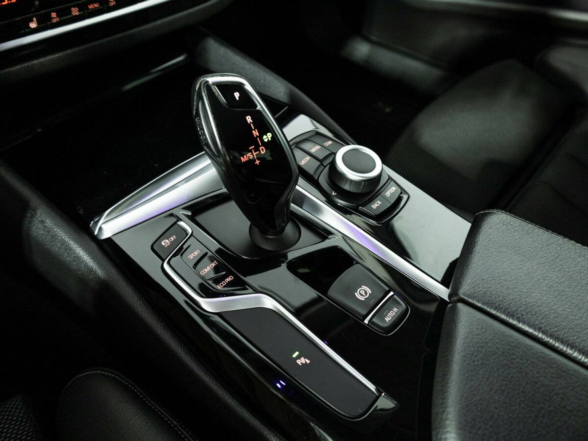 Купить BMW 5 серии 520d xDrive VII (G30/G31/G38), 2018, 255 000 км, фото №17