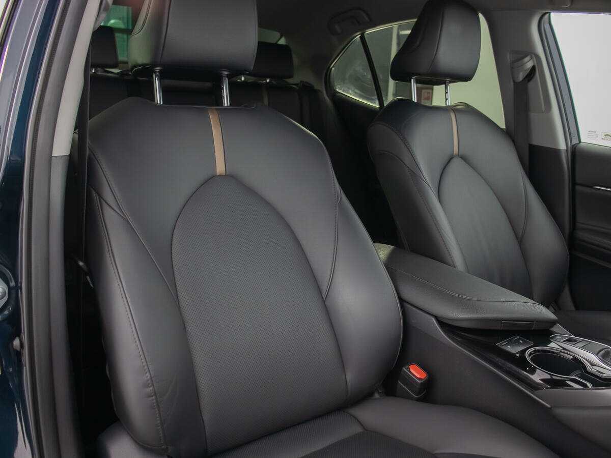 Купить Toyota Camry, 2018, 59 622 км, фото №10