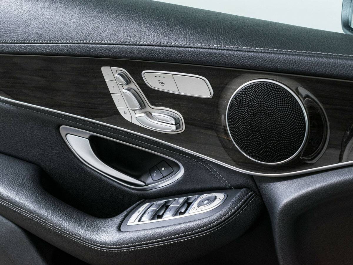 Купить Mercedes-Benz GLC 250 d, 2016, 105 363 км, фото №17