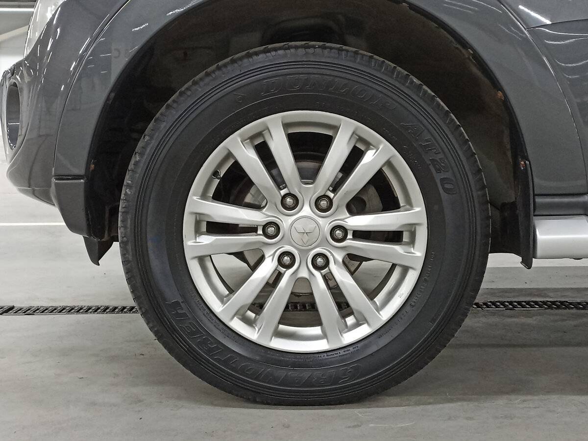 Купить Mitsubishi Pajero, 2012, 208 273 км, фото №17