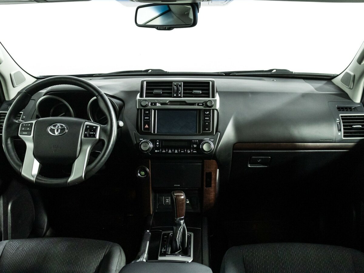 Купить Toyota Land Cruiser Prado 150 Series Рестайлинг 1, 2014, 160 350 км, фото №11
