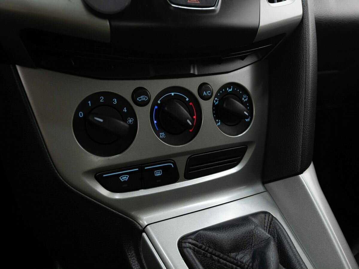 Купить Ford Focus, 2012, 218 321 км, фото №21