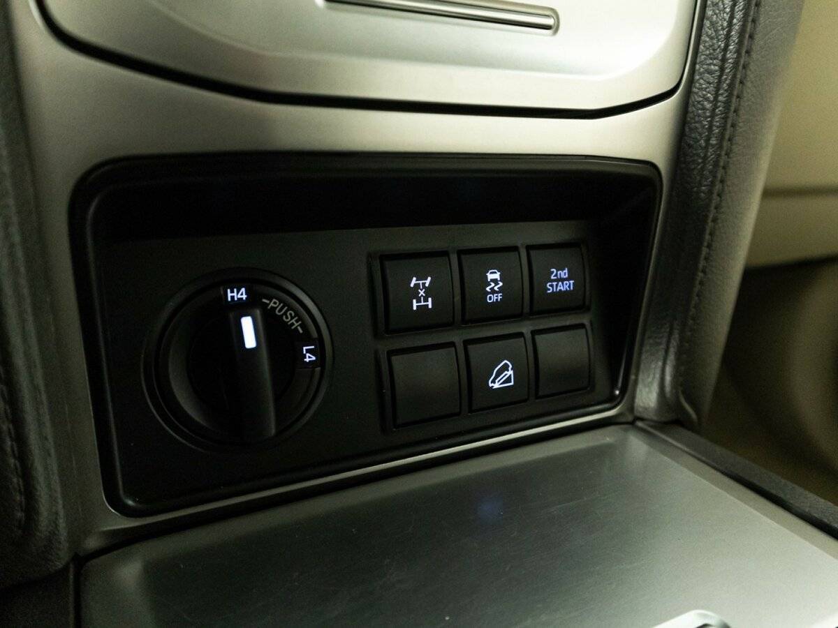 Купить Toyota Land Cruiser Prado, 2022, 35 532 км, фото №16