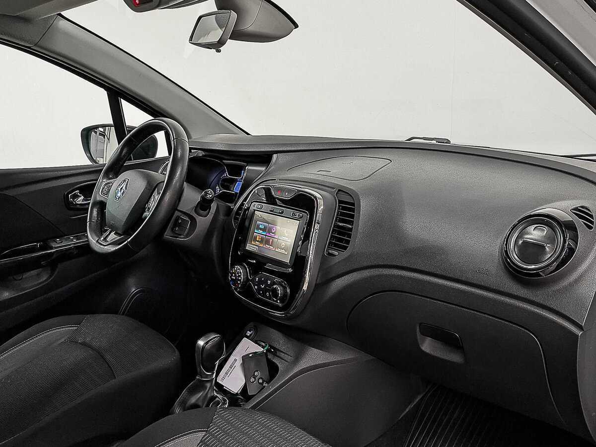 Купить Renault Kaptur, 2017, 83 240 км, фото №11