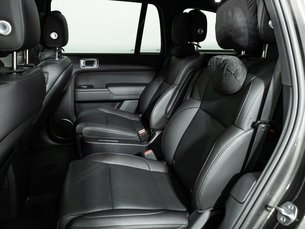 Купить Li Auto (Lixiang) L9 52.3 kWh I Рестайлинг, 2024, 31 010 км, фото №8