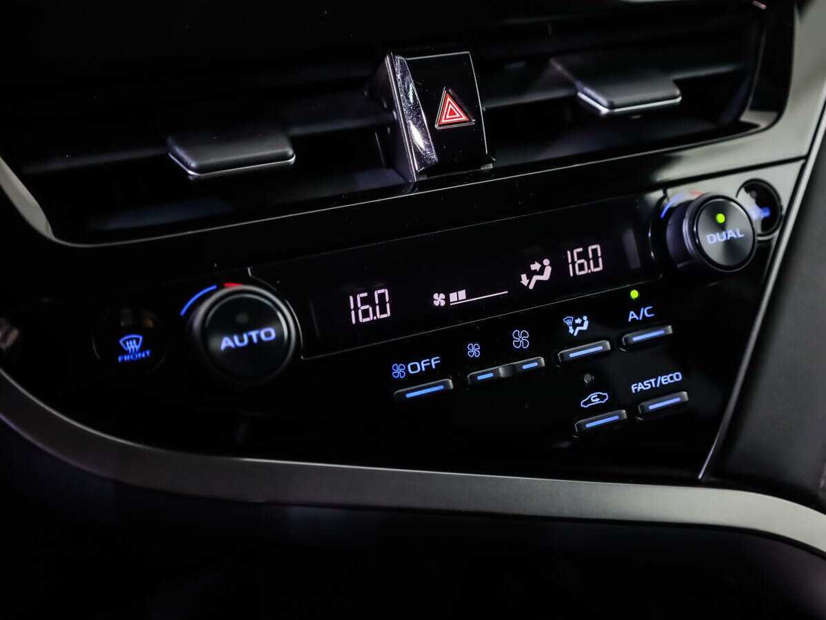 Купить Toyota Camry, 2022, 27 905 км, фото №14
