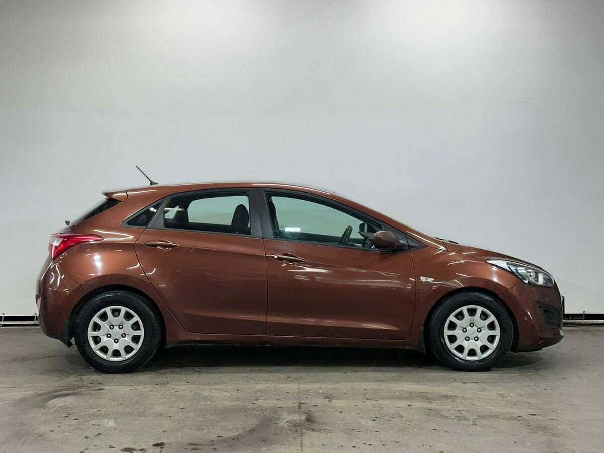 Купить Hyundai i30, 2012, 229 547 км, фото №4