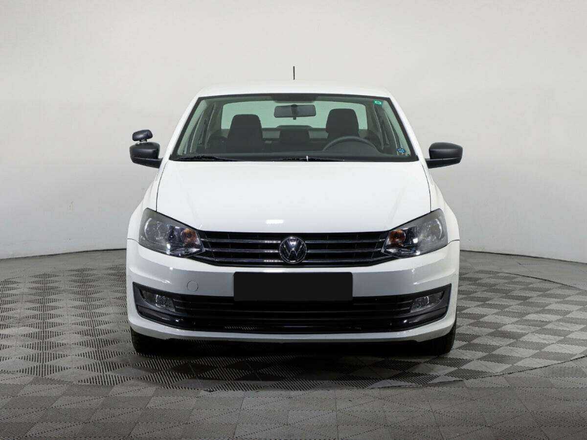 Купить Volkswagen Polo, 2018, 9 150 км, фото №2