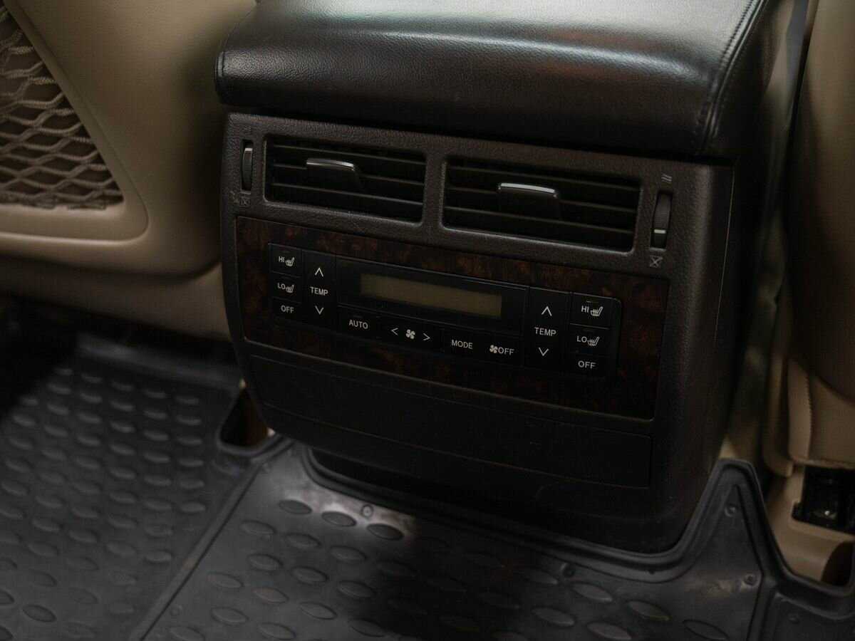 Купить Toyota Land Cruiser, 2011, 340 000 км, фото №10