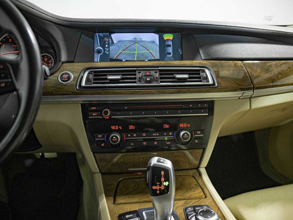 Купить BMW 7 серии 730i, 2011, 145 109 км, фото №10