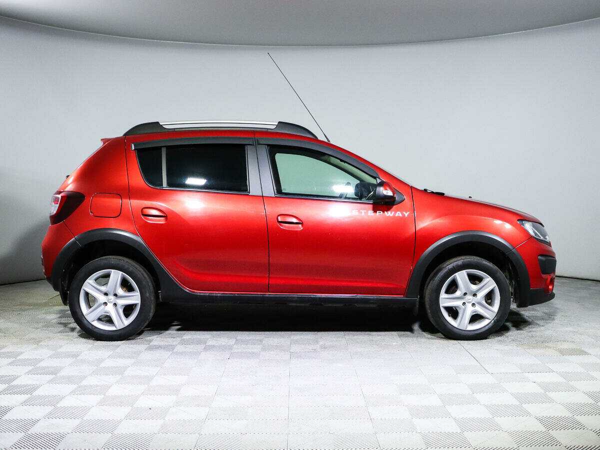 Купить Renault Sandero Stepway, 2016, 66 170 км, фото №4