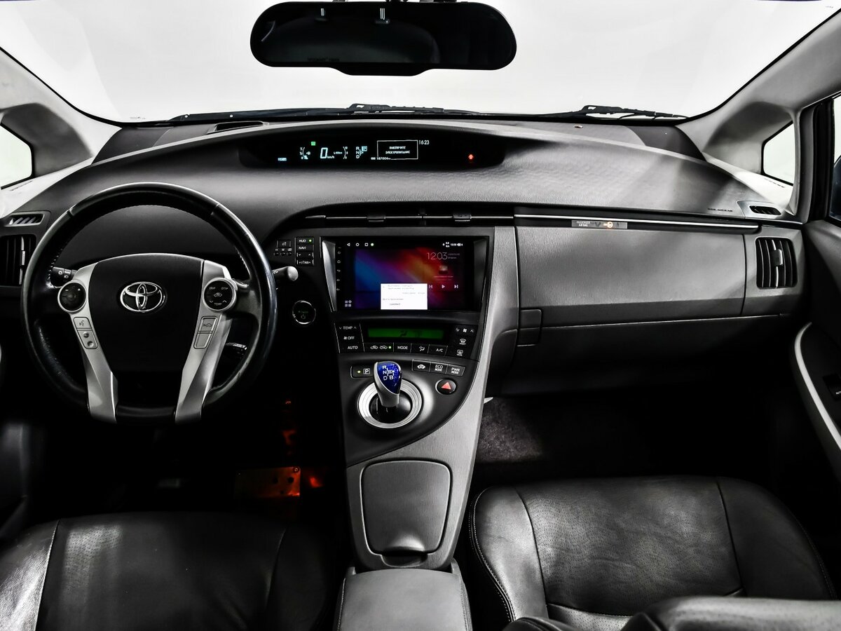 Купить Toyota Prius III (XW30), 2010, 187 000 км, фото №11
