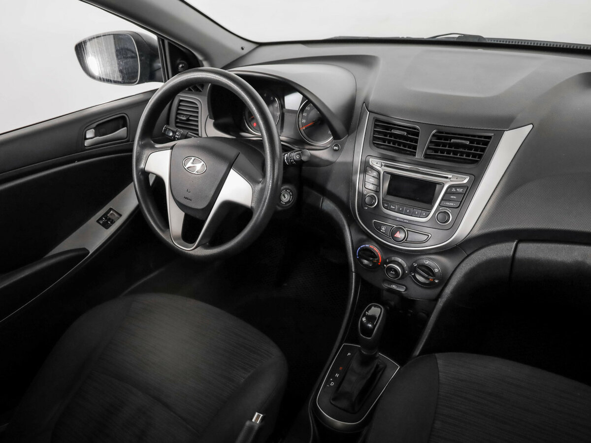 Купить Hyundai Solaris I Рестайлинг, 2016, 141 005 км, фото №9