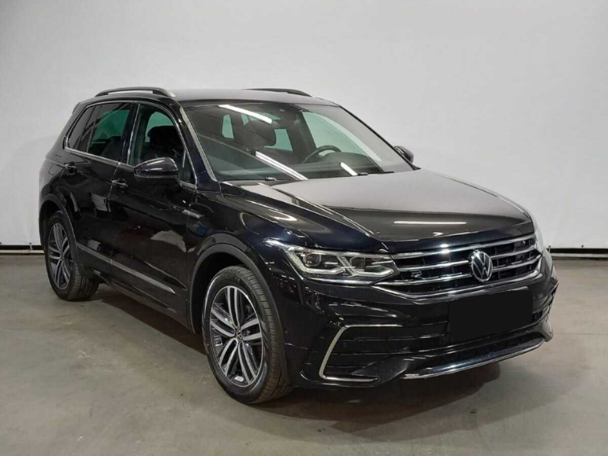 Купить Volkswagen Tiguan, 2021, 67 560 км, фото №3