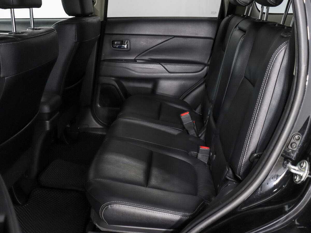 Купить Mitsubishi Outlander, 2017, 142 155 км, фото №11