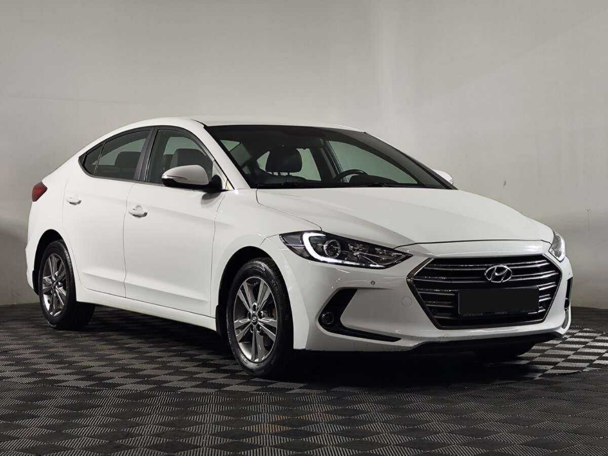 Купить Hyundai Elantra, 2016, 118 000 км, фото №2