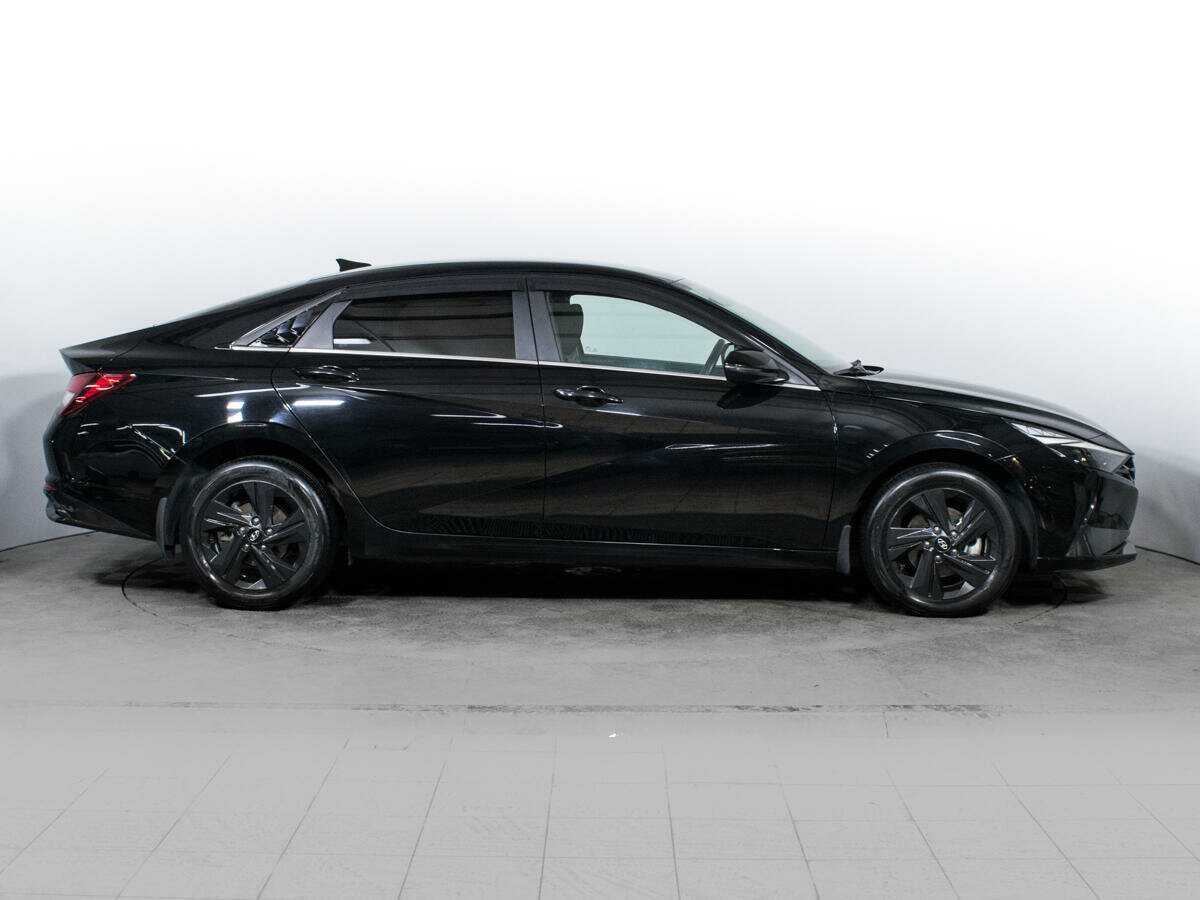 Купить Hyundai Elantra, 2020, 33 734 км, фото №4