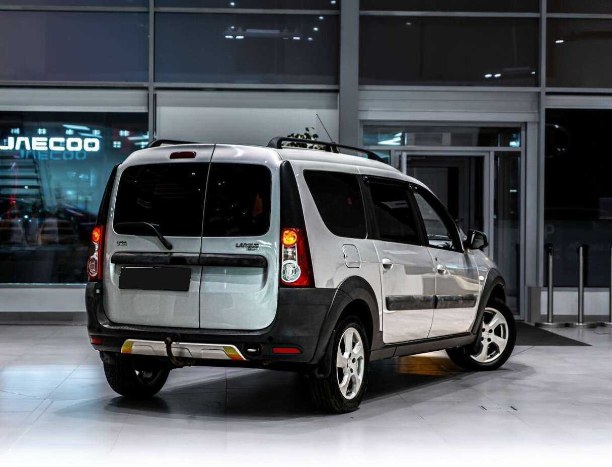 Купить Lada (ВАЗ) Largus, 2018, 107 000 км, фото №3