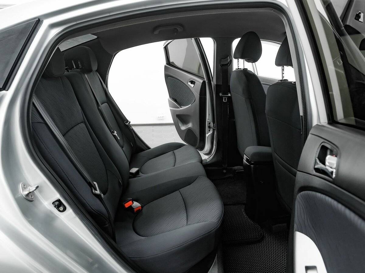 Купить Hyundai Solaris, 2011, 172 000 км, фото №16