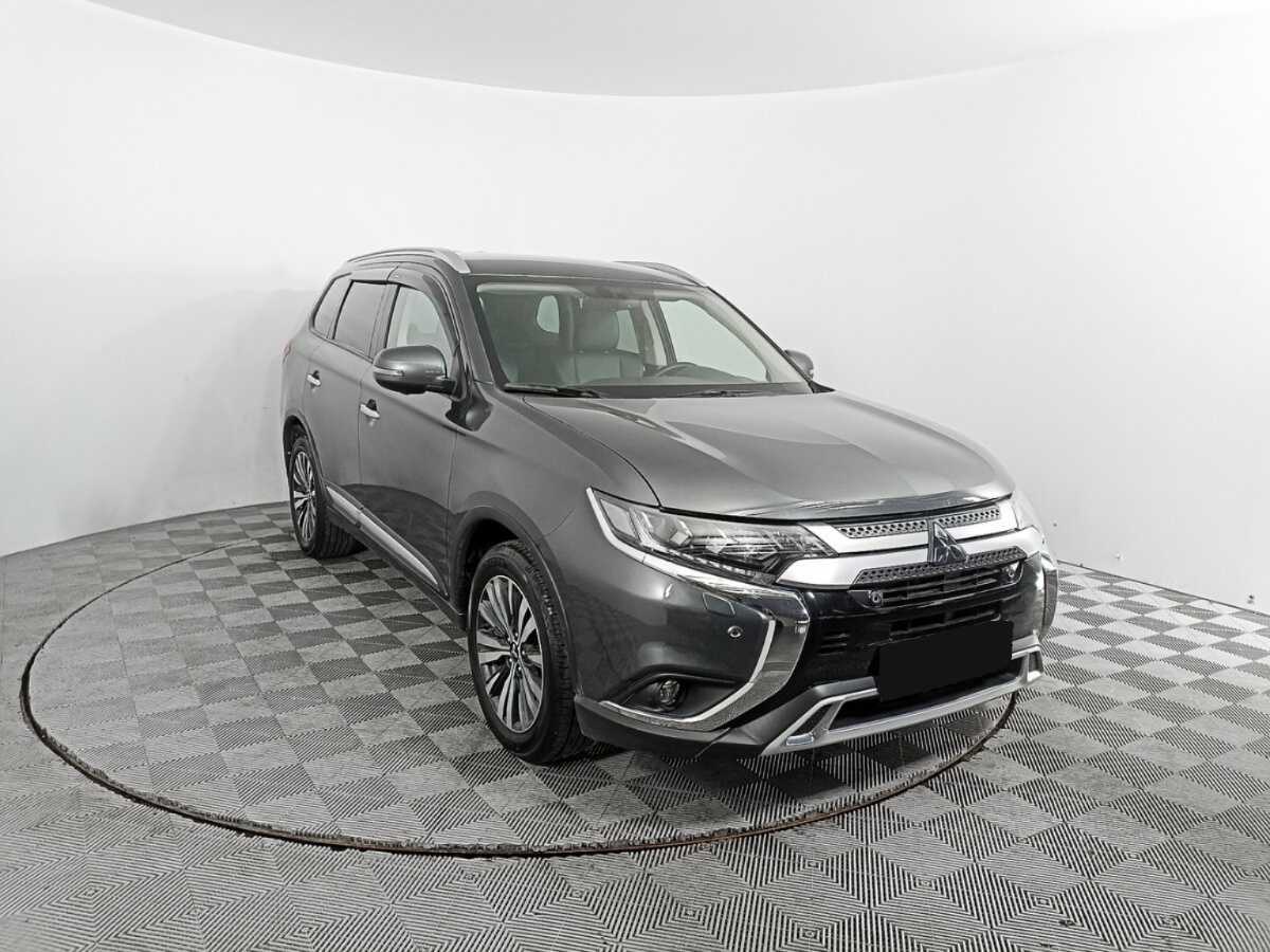 Купить Mitsubishi Outlander, 2021, 47 049 км, фото №3