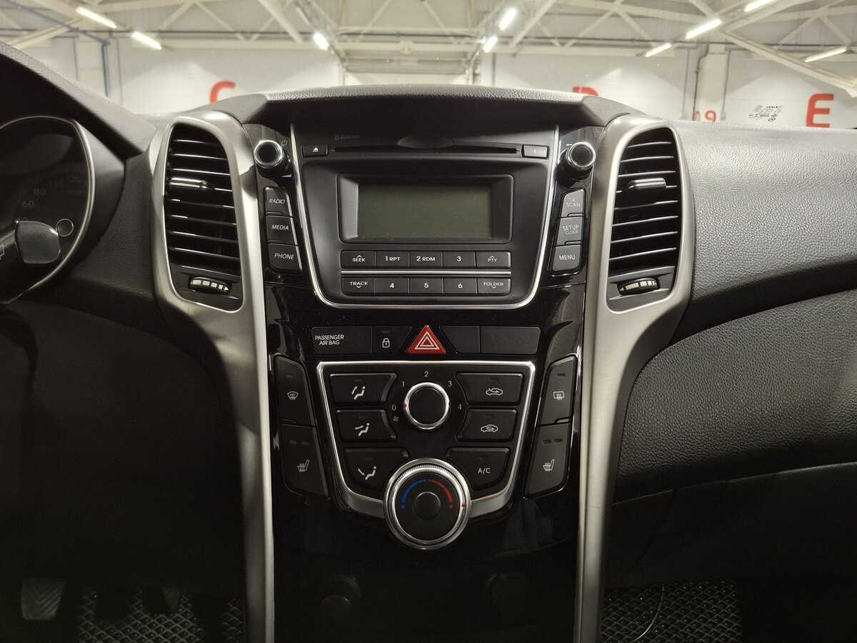 Купить Hyundai i30 II, 2013, 196 060 км, фото №15