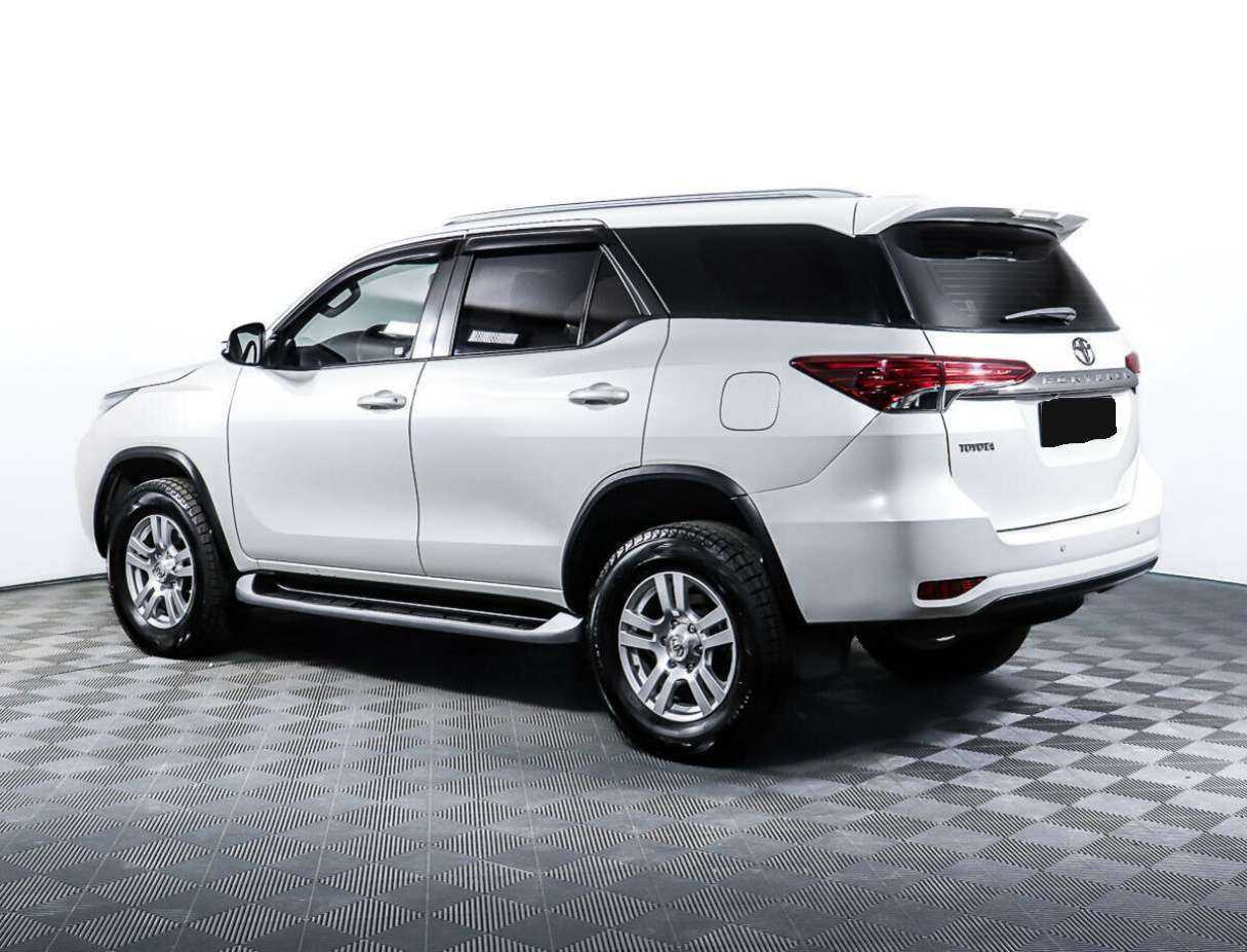 Купить Toyota Fortuner, 2017, 137 851 км, фото №6