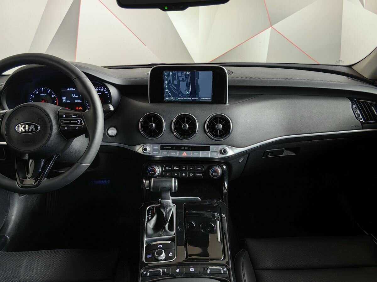 Купить Kia Stinger, 2020, 53 130 км, фото №11