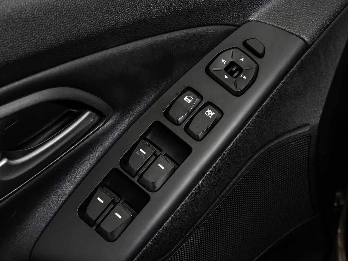 Купить Hyundai ix35, 2015, 154 726 км, фото №16