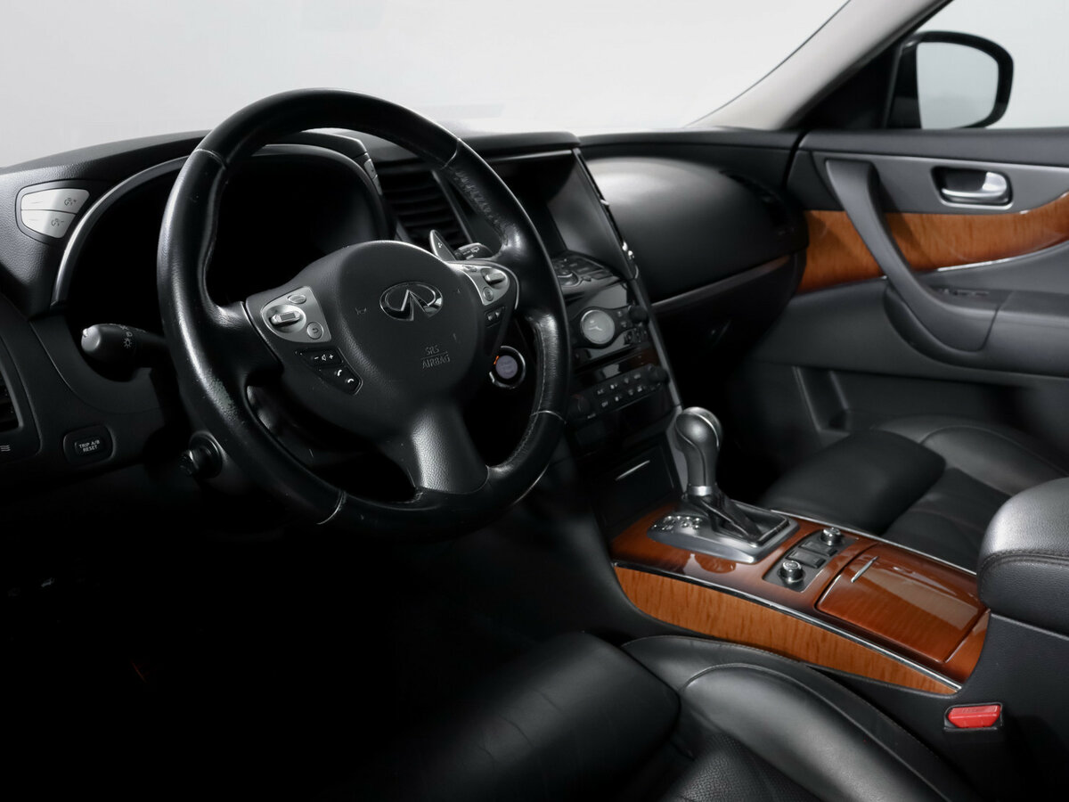Купить Infiniti QX70, 2015, 114 311 км, фото №13