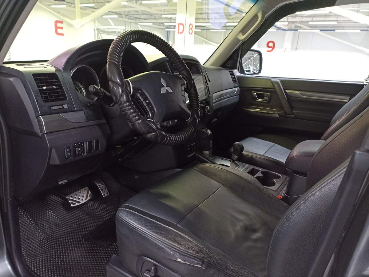 Купить Mitsubishi Pajero, 2012, 208 273 км, фото №15