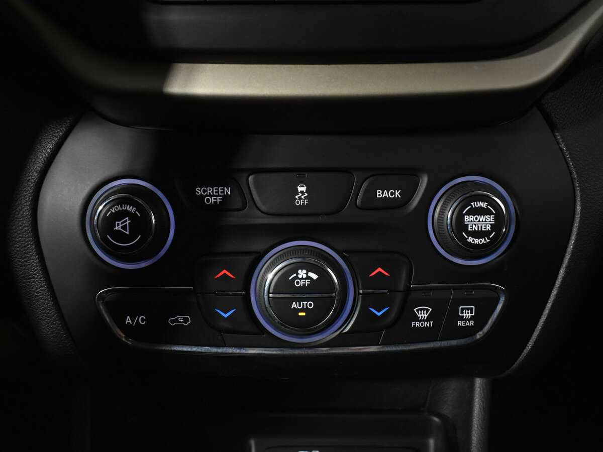 Купить Jeep Cherokee, 2014, 134 000 км, фото №15