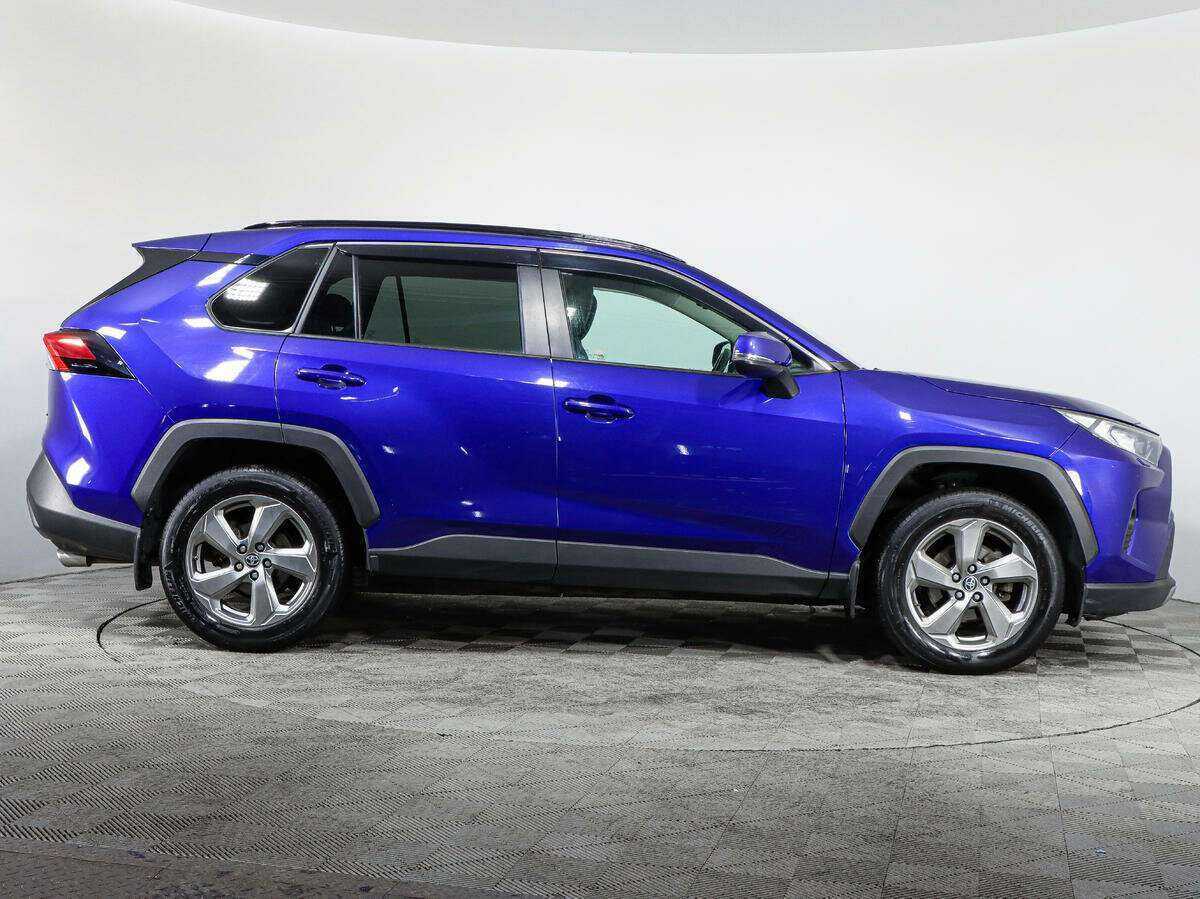 Купить Toyota RAV4, 2021, 76 000 км, фото №4
